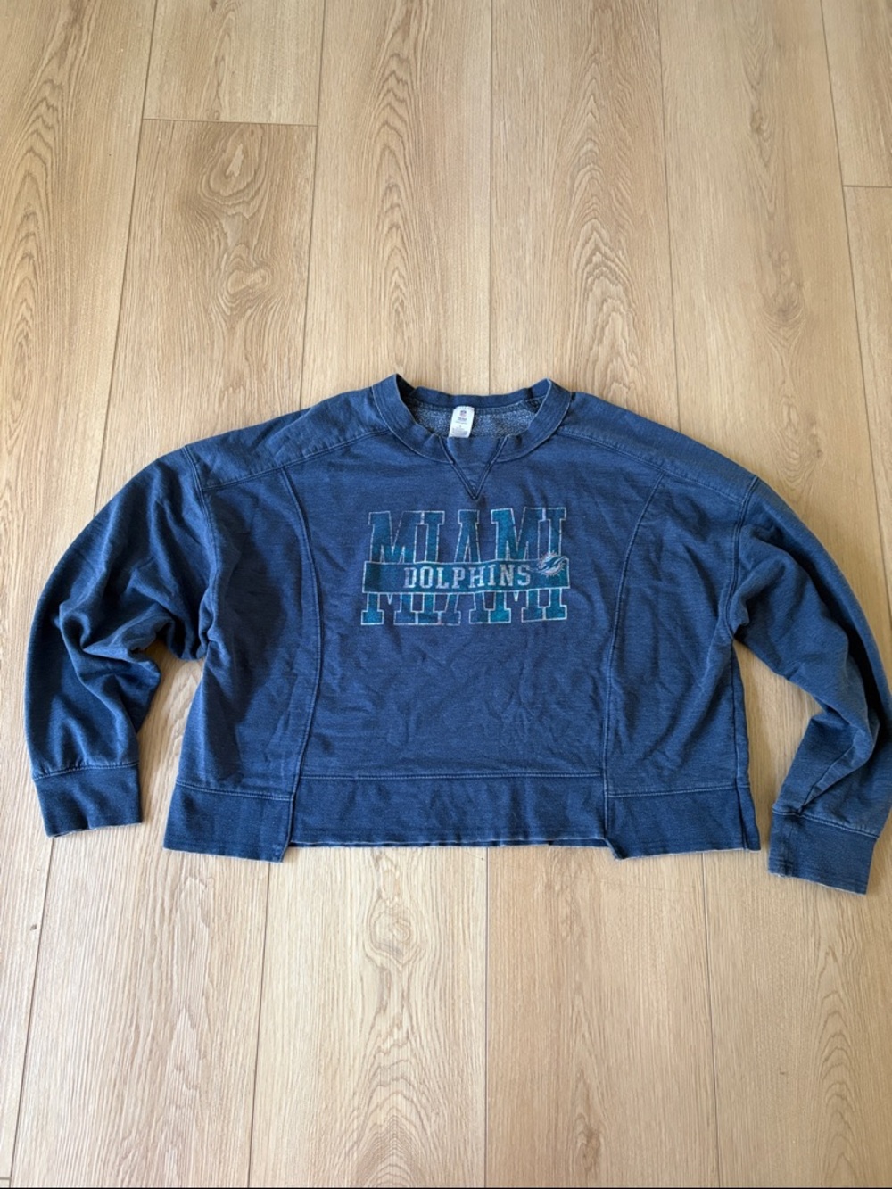 Miami Dolphins NFL Team Apparel Sweatshirt Women's Large Blue Pullover Lounge